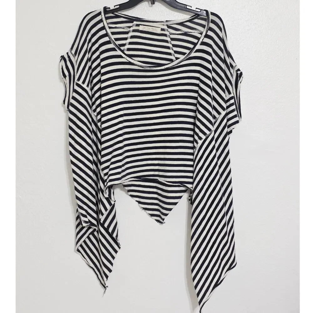 Free People We the Free Angel Striped T-Shirt Navy White Size Small - Picture 2 of 9